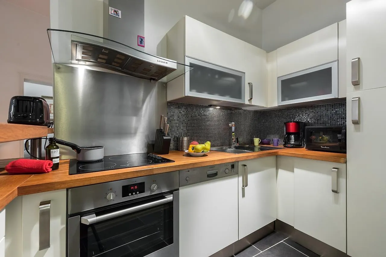 Apartment Pref 2 - F4 - Vaste Et Bourgeois ,3 Chambres, Ascenseur, Vx-Nice