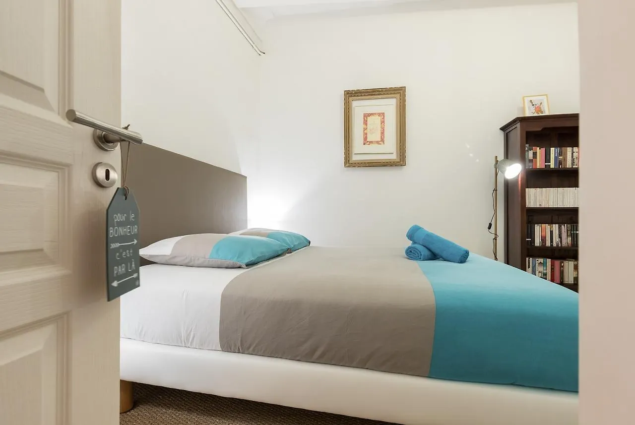Pref 2 - F4 - Vaste Et Bourgeois ,3 Chambres, Ascenseur, Vx-Nice Nice